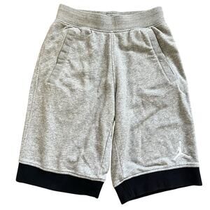 Jordan Shorts Mens Small Gray Fleece Pockets Athleisure Basketball Jumpman